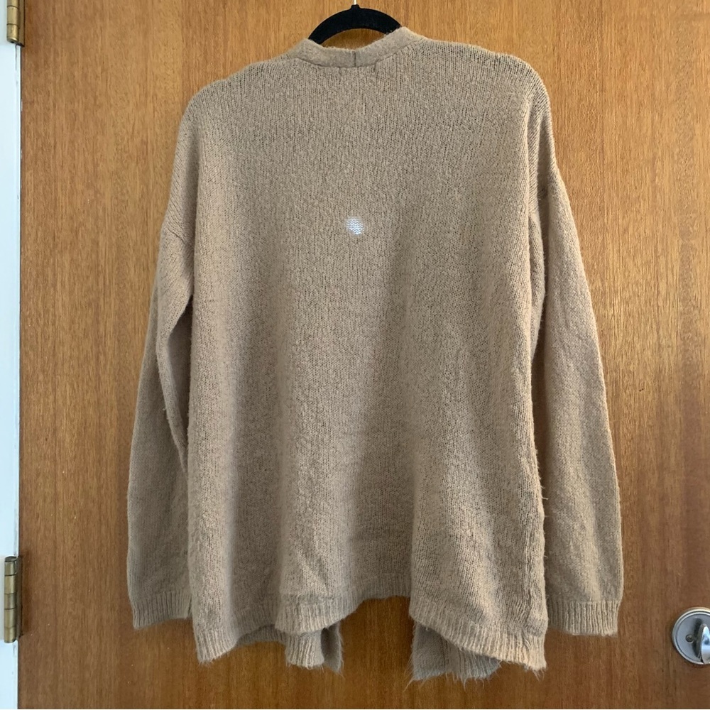 Cardigan - Picture 2 of 4